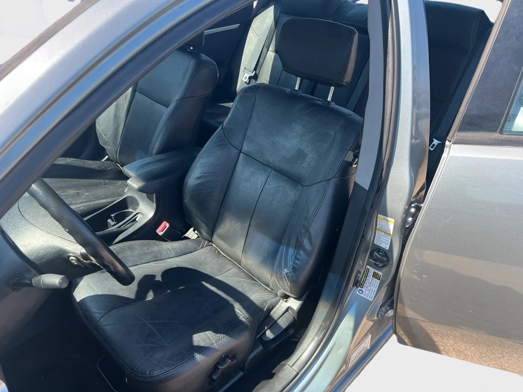 2007 Mitsubishi Galant Image 9