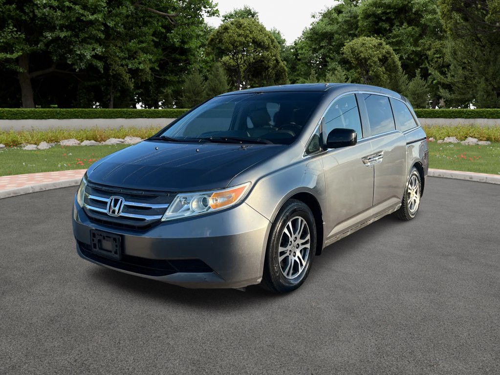 2012 Honda Odyssey Image 2