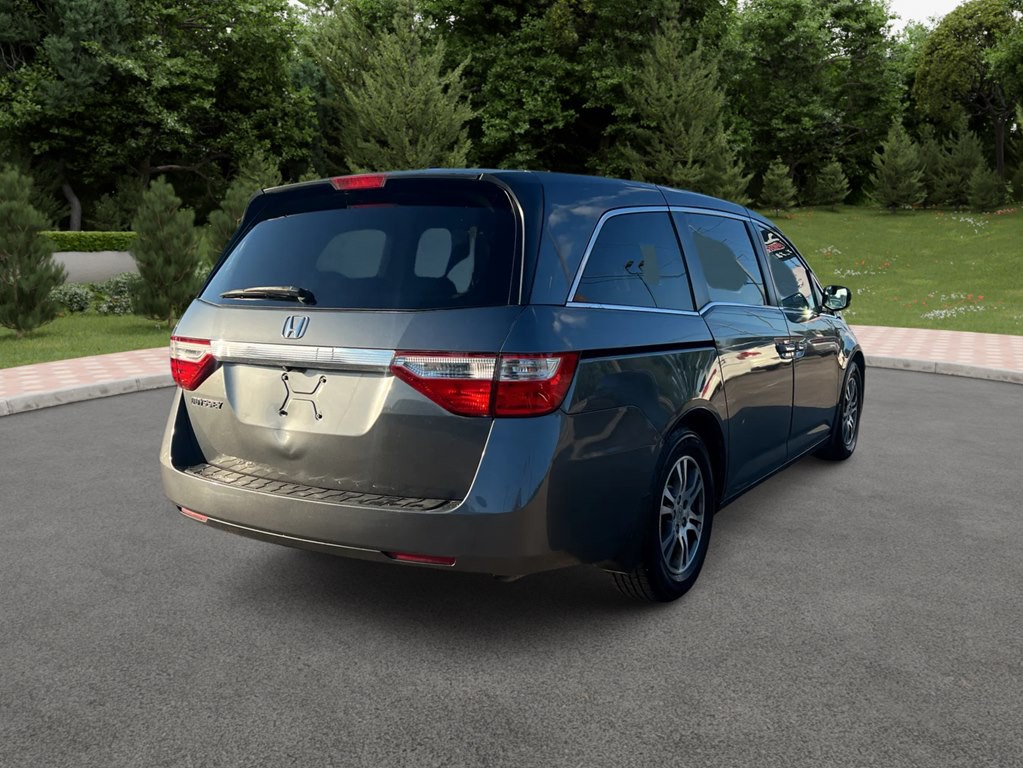 2012 Honda Odyssey Image 5