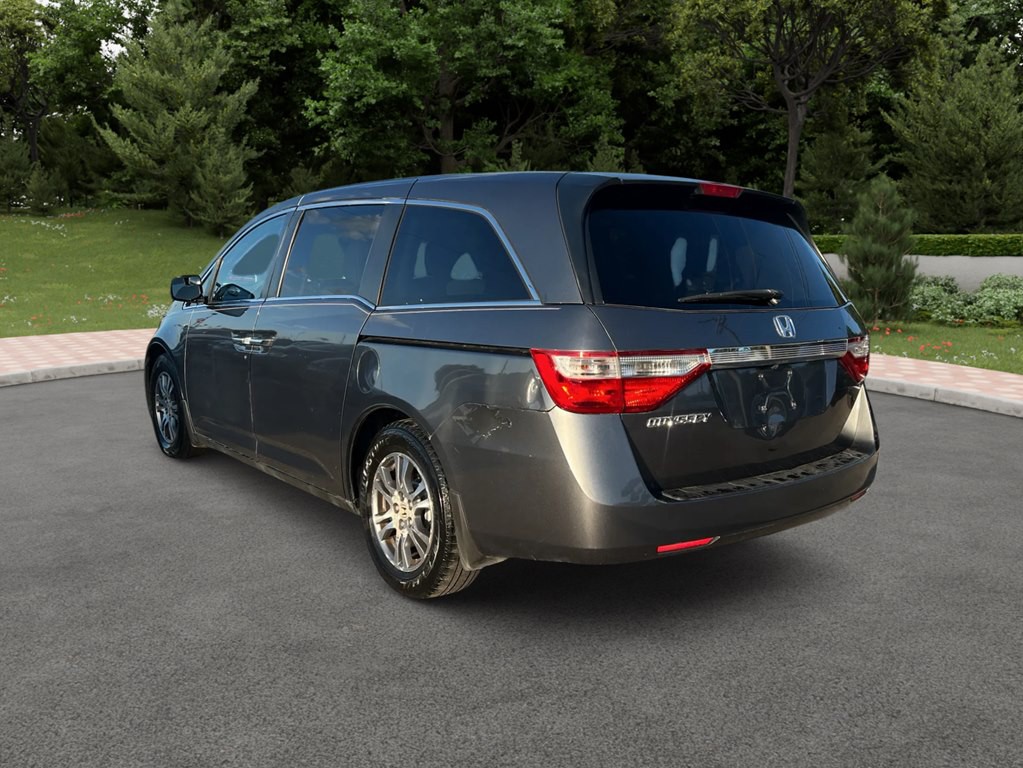 2012 Honda Odyssey Image 6