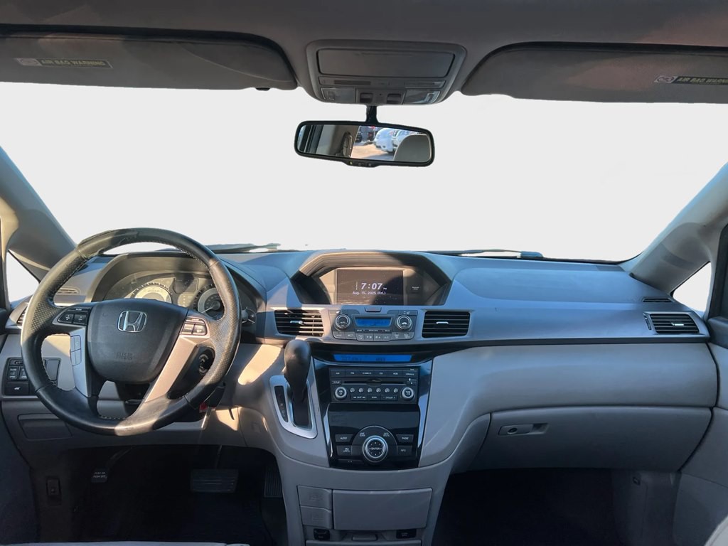 2012 Honda Odyssey Image 7