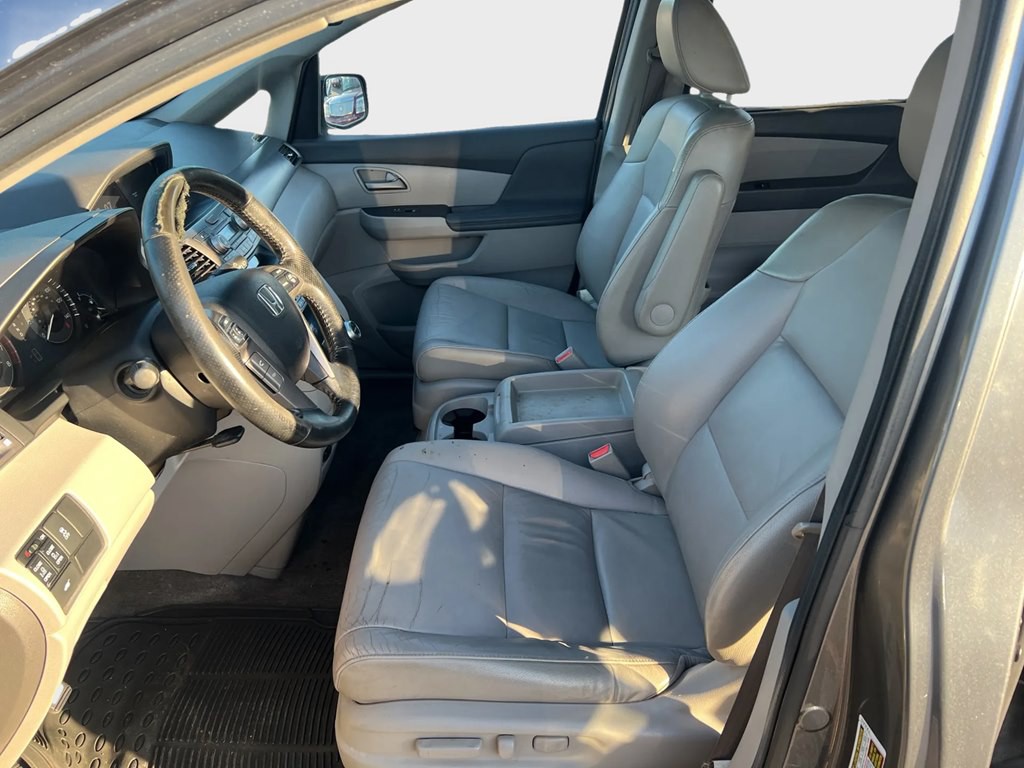 2012 Honda Odyssey Image 8