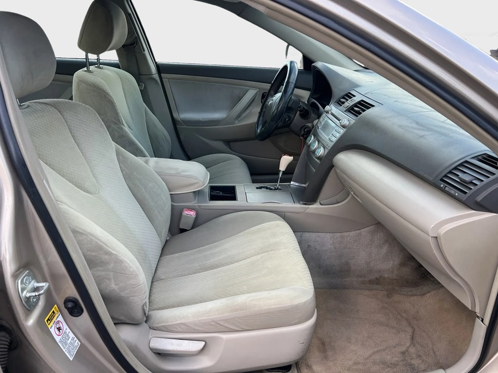 2008 Toyota Camry Image 10