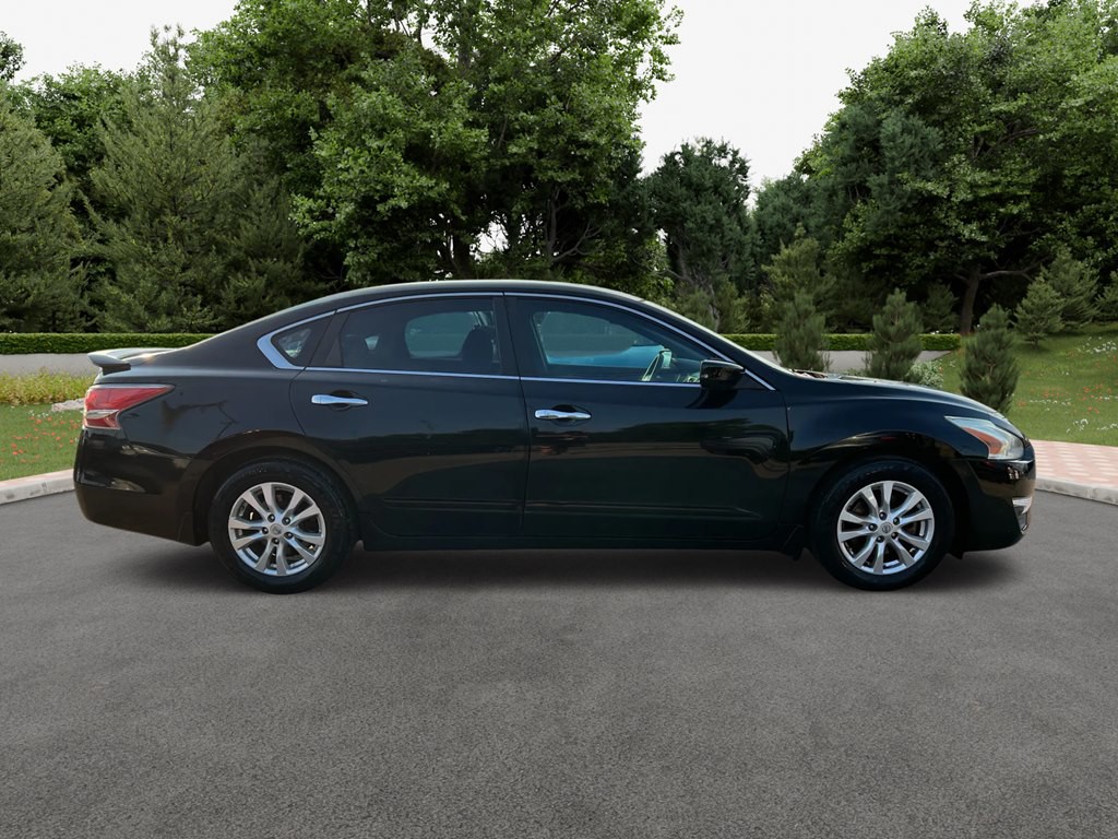 2014 Nissan Altima Image 3