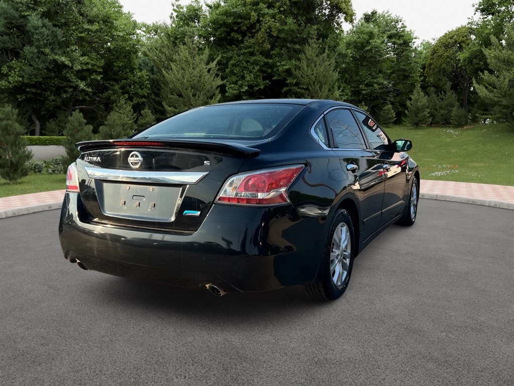 2014 Nissan Altima Image 5