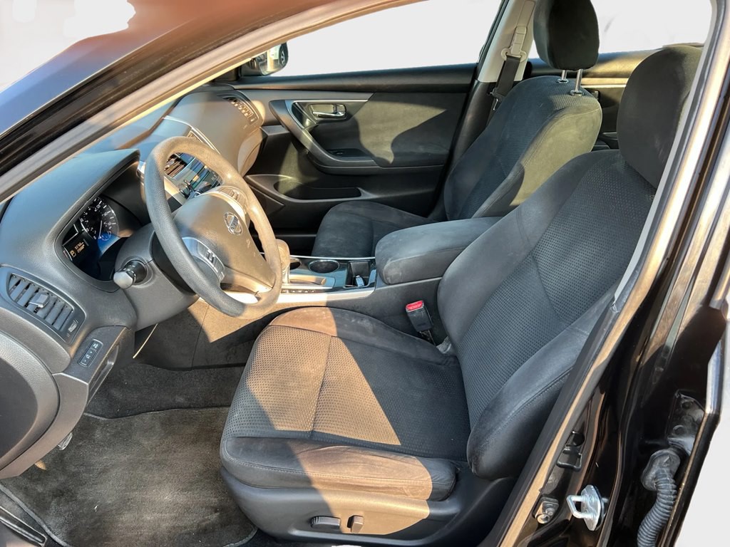 2014 Nissan Altima Image 8
