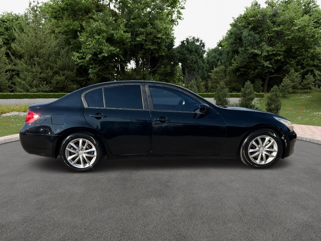 2009 INFINITI G37 Image 3