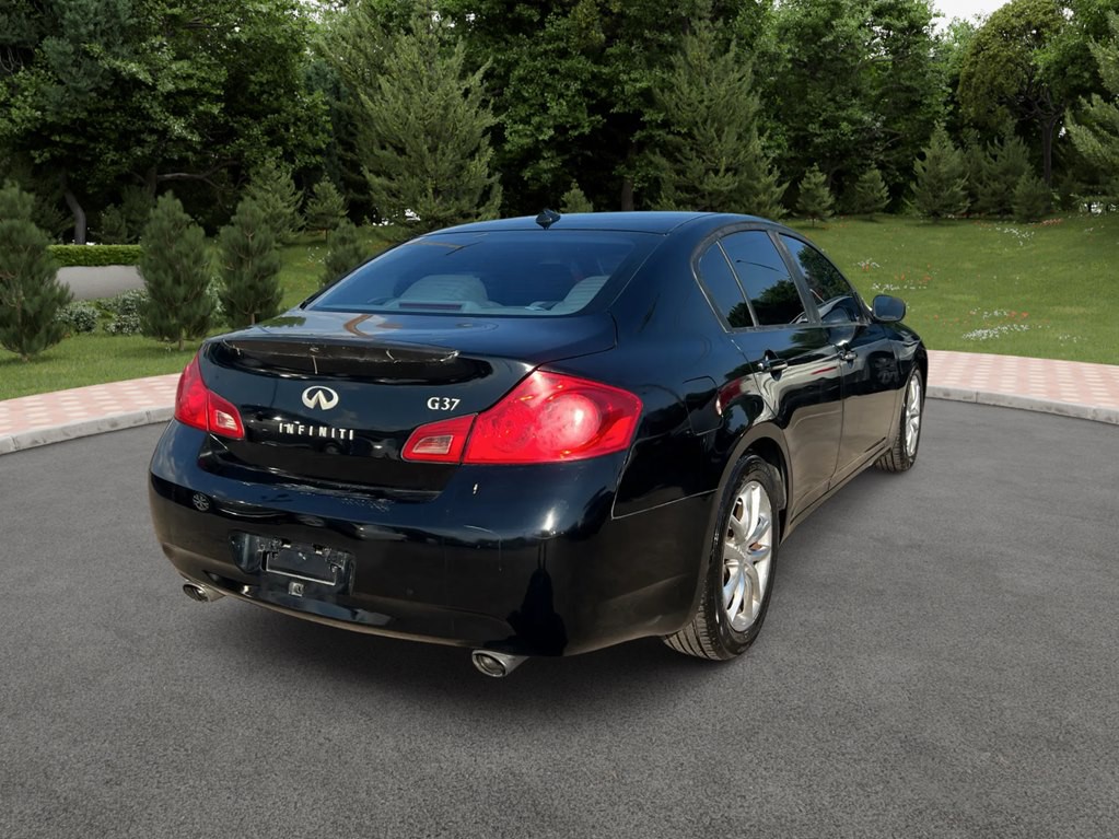 2009 INFINITI G37 Image 5