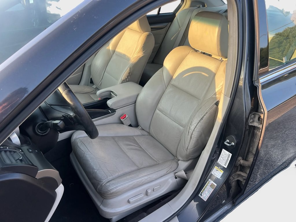 2012 Acura TL Image 9