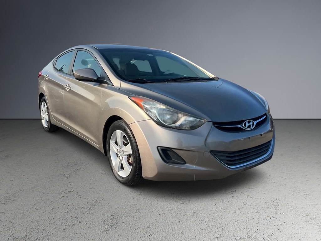 2013 Hyundai Elantra Image 1