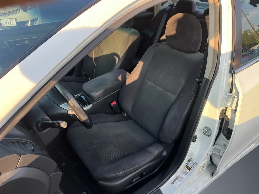 2013 Nissan Altima Image 8