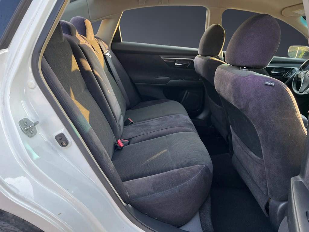 2013 Nissan Altima Image 12