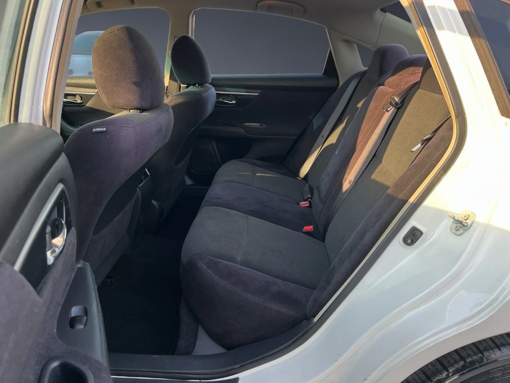 2013 Nissan Altima Image 13
