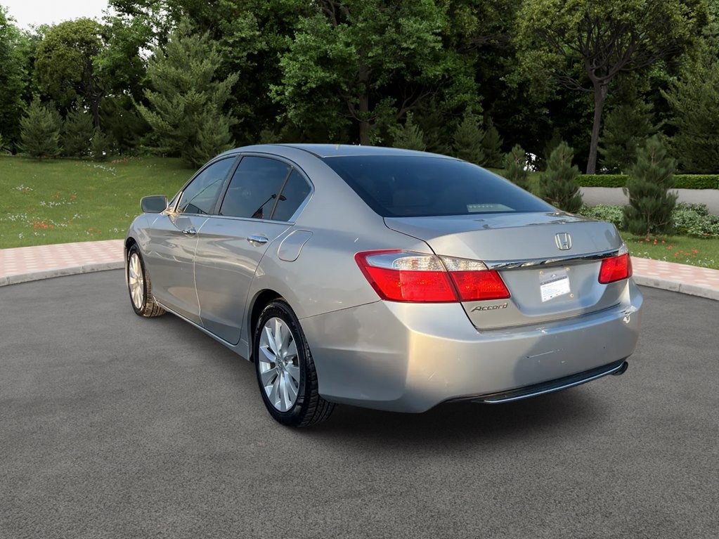 2013 Honda Accord Image 4