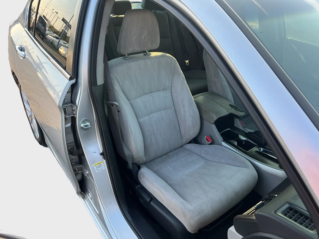 2013 Honda Accord Image 11