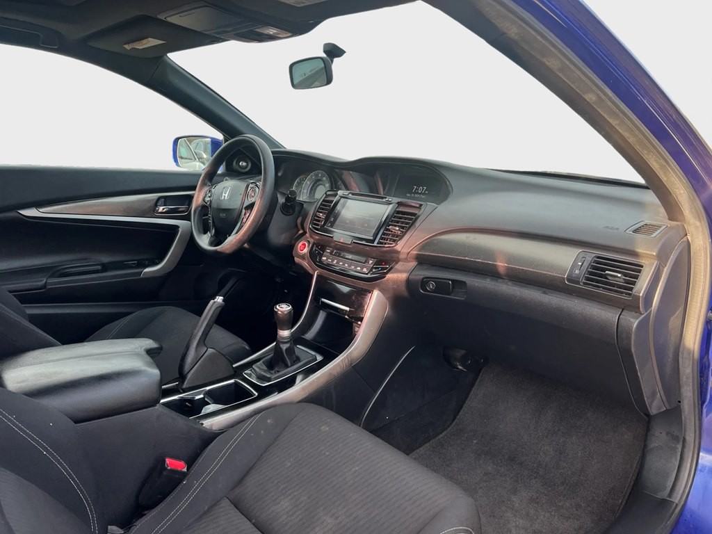 2016 Honda Accord Image 8