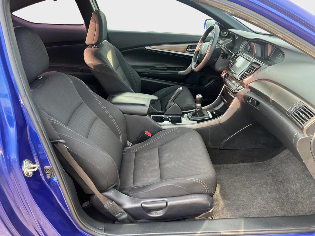 2016 Honda Accord Image 11