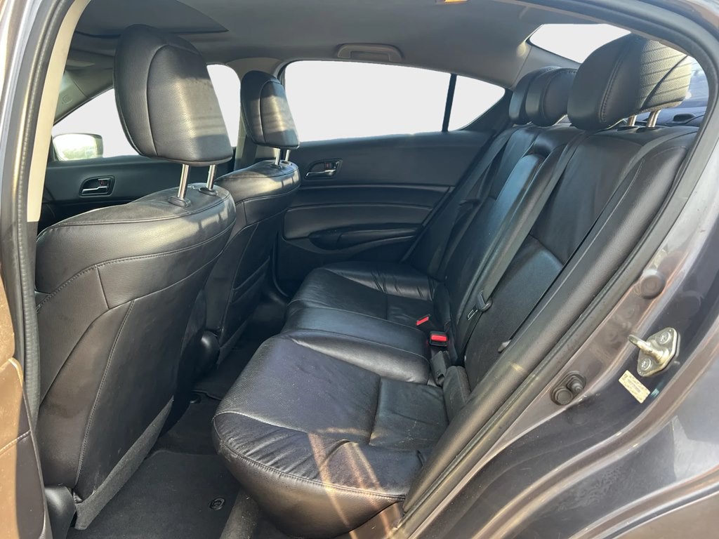 2015 Acura ILX Image 13