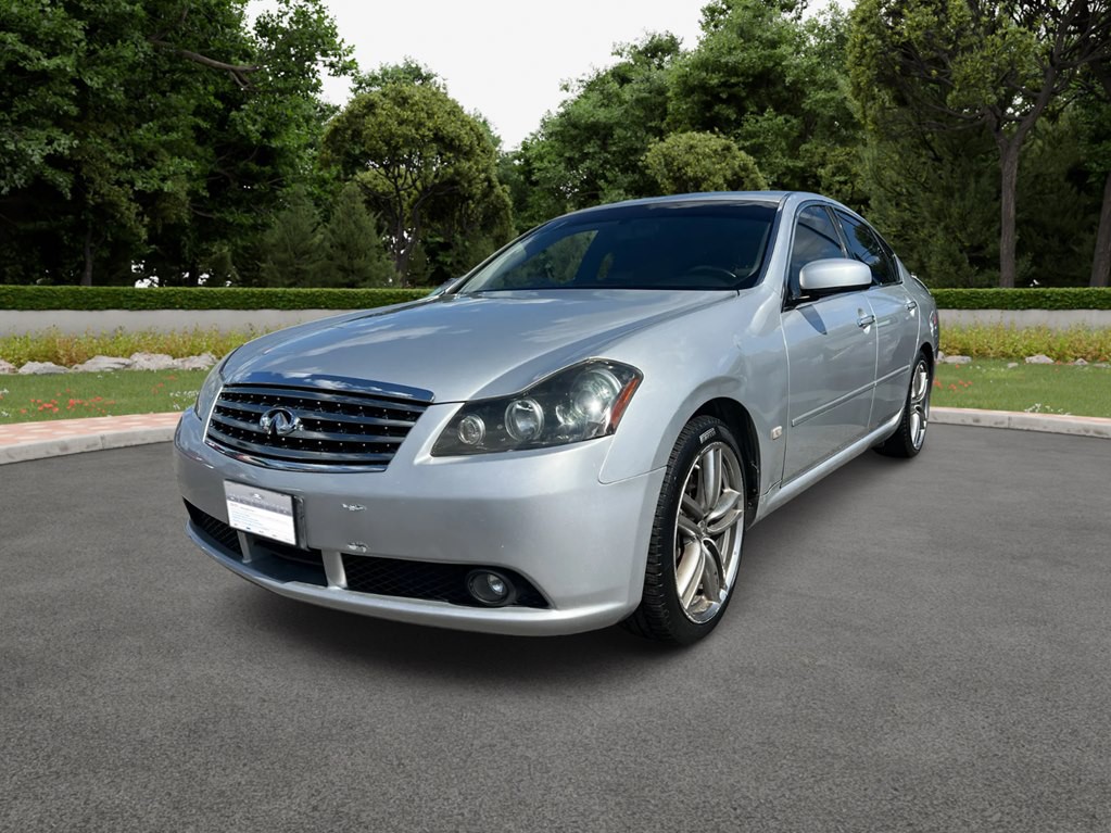 2007 INFINITI M35 Image 2