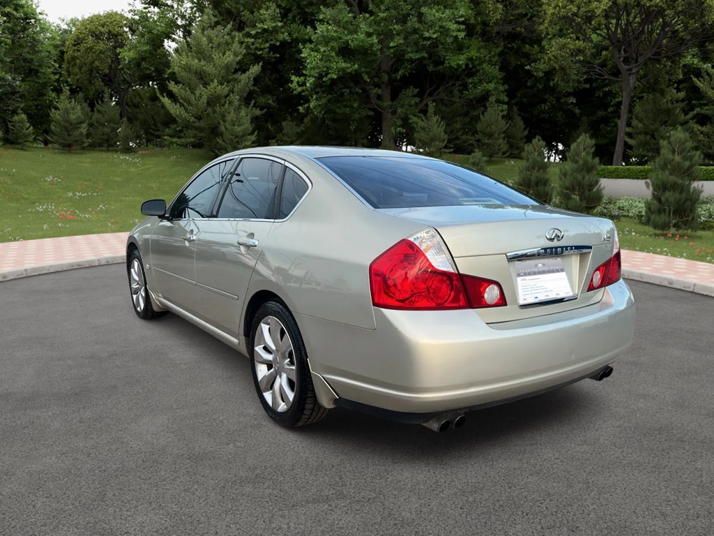 2006 INFINITI M35 Image 4
