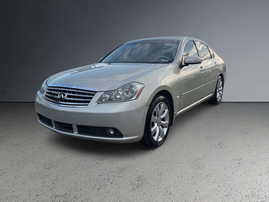 2006 INFINITI M35 Image 2