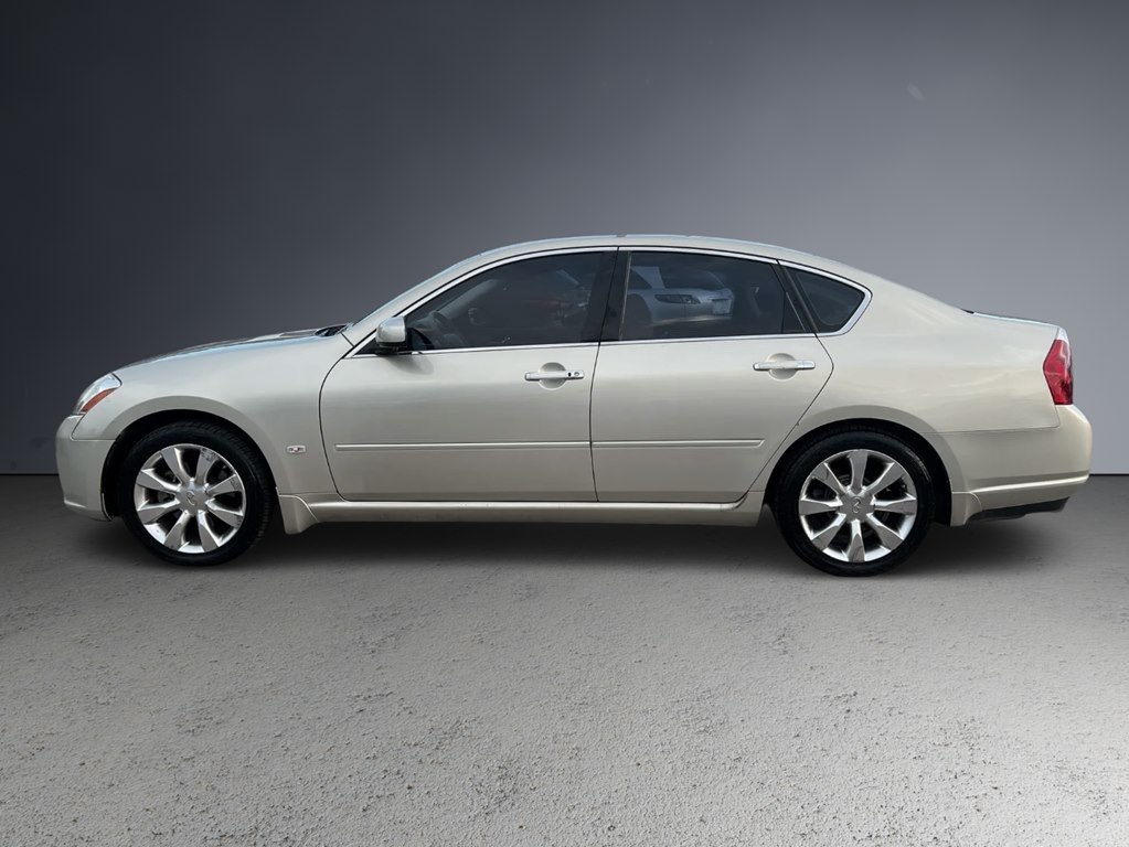 2006 INFINITI M35 Image 3
