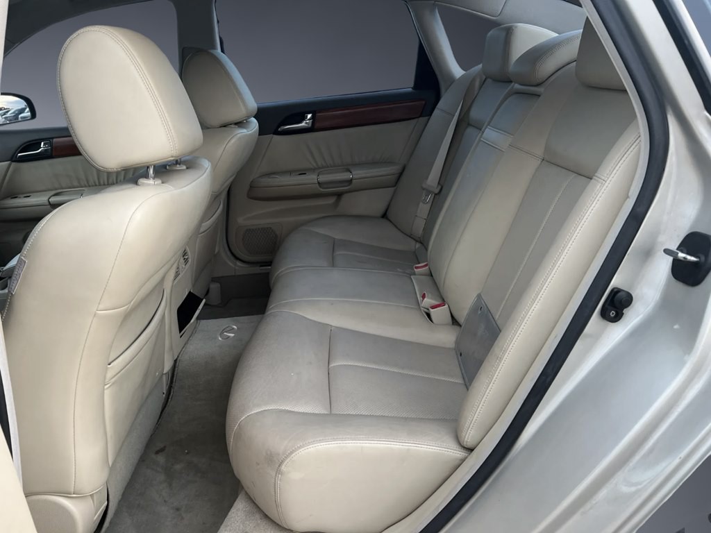2006 INFINITI M35 Image 9