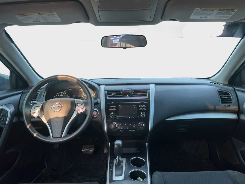 2015 Nissan Altima Image 7