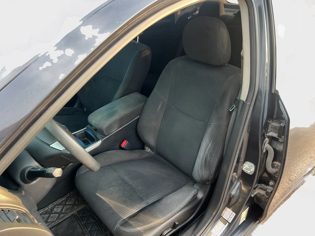 2015 Nissan Altima Image 9