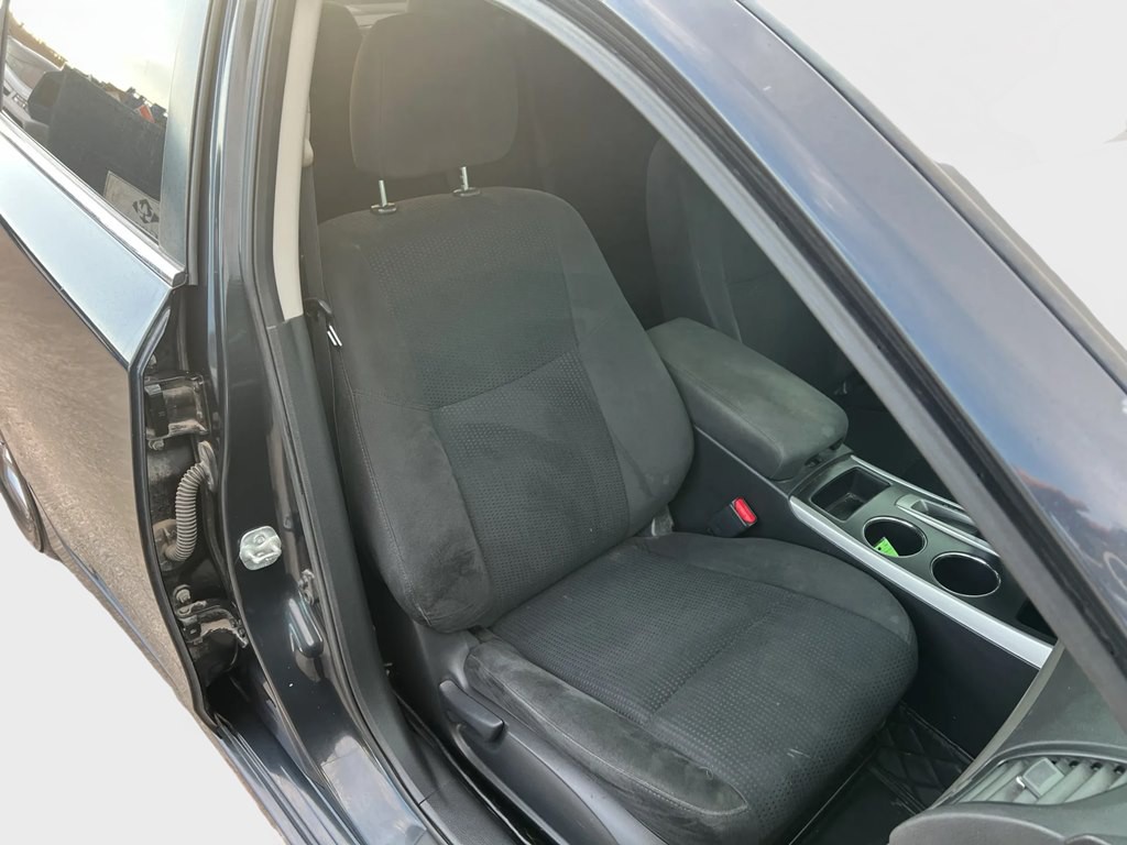 2015 Nissan Altima Image 11