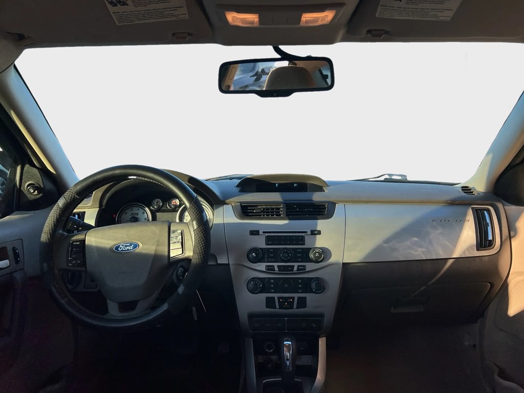 2009 Ford Focus Image 7