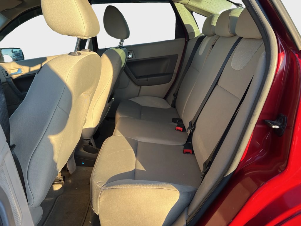 2009 Ford Focus Image 13