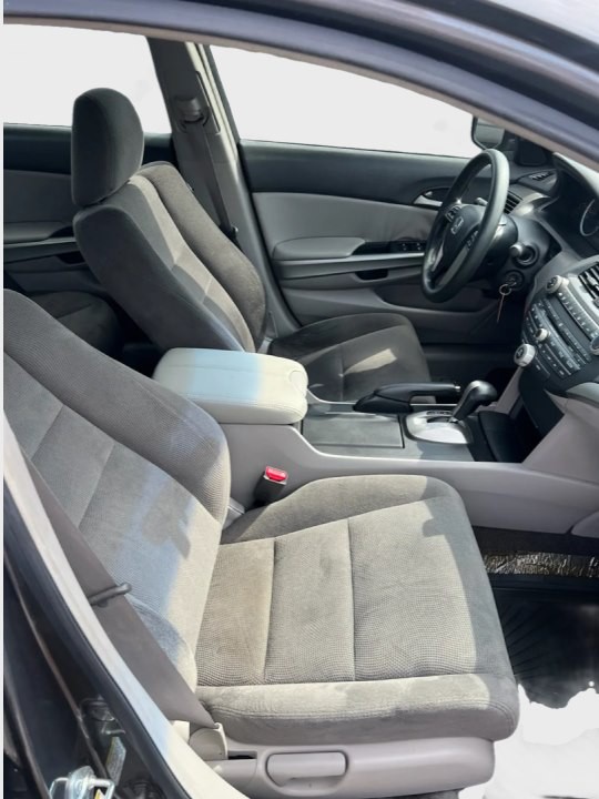 2009 Honda Accord Image 10