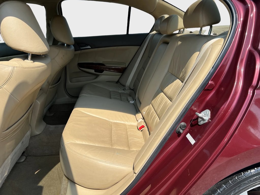 2009 Honda Accord Image 13