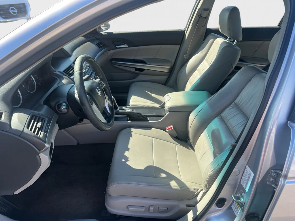 2008 Honda Accord Image 8