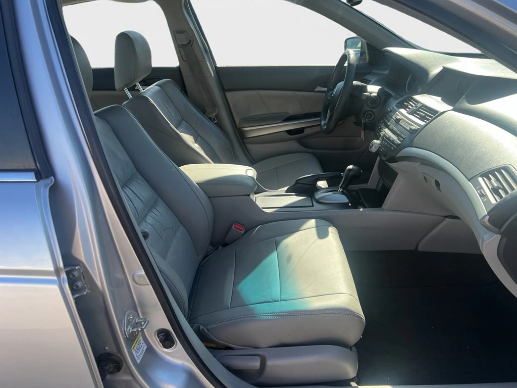 2008 Honda Accord Image 10