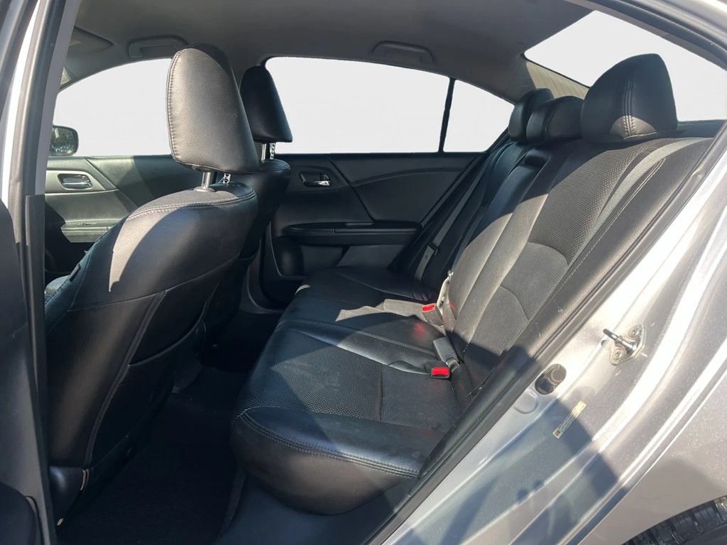 2013 Honda Accord Image 11