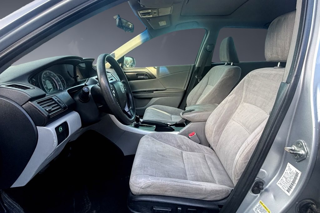 2013 Honda Accord Image 8