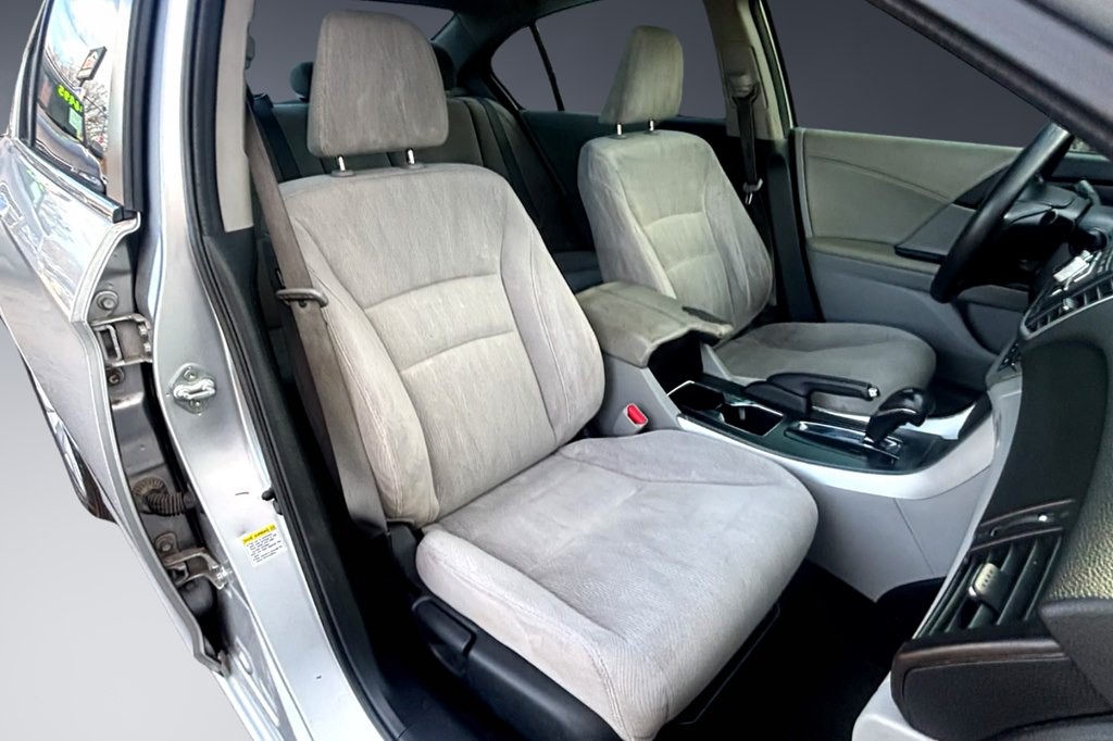 2013 Honda Accord Image 11