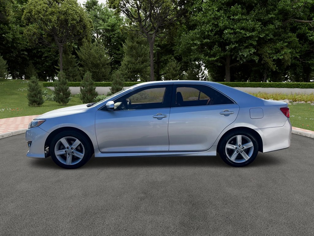 2012 Toyota Camry Image 3
