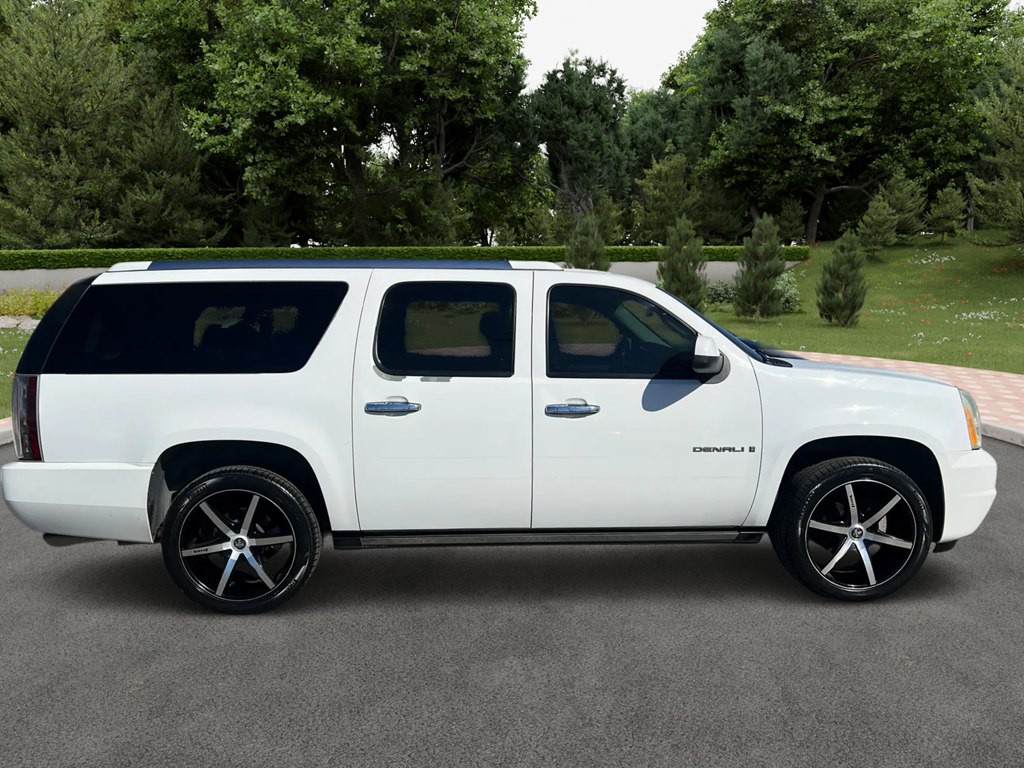 2007 GMC Yukon Image 4