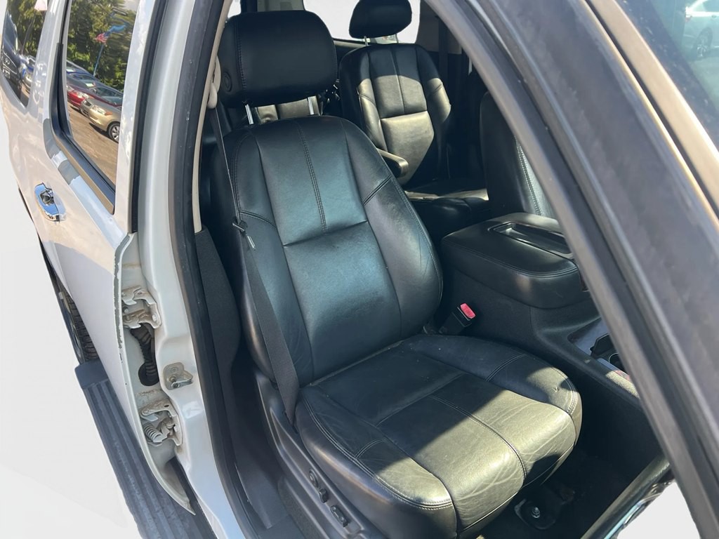 2007 GMC Yukon Image 11
