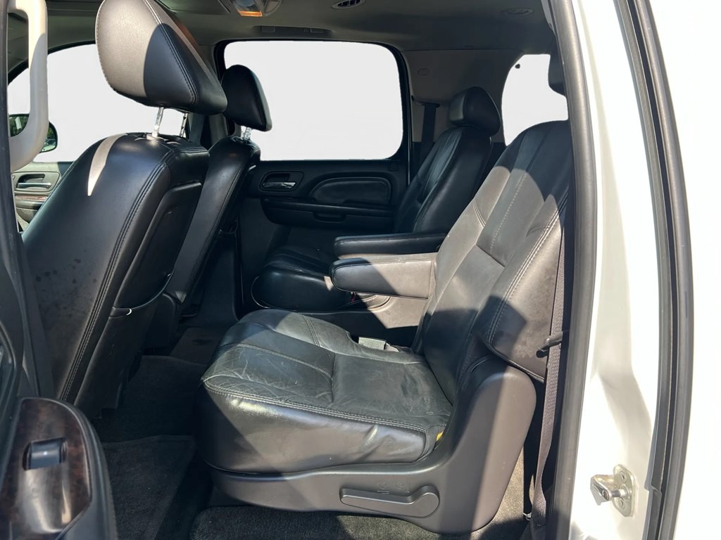 2007 GMC Yukon Image 12