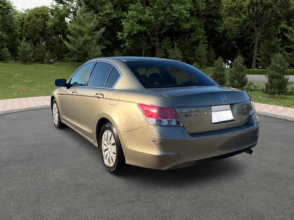 2010 Honda Accord Image 4