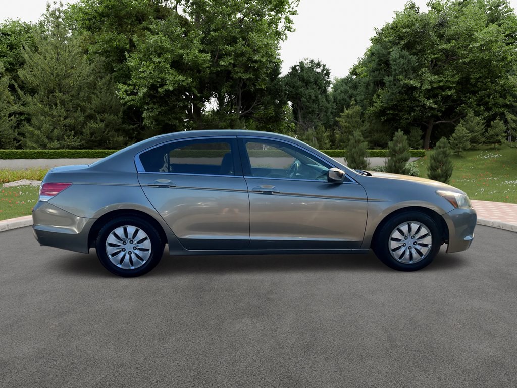 2010 Honda Accord Image 5