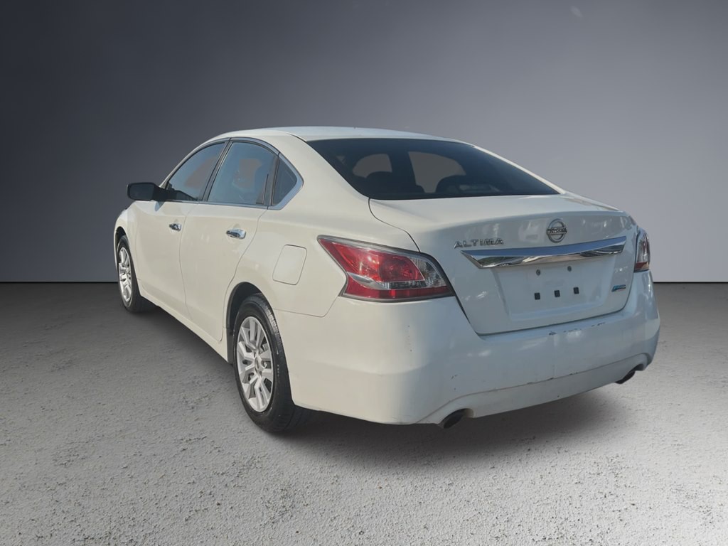 2014 Nissan Altima Image 6