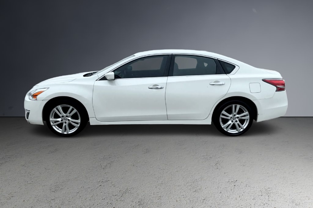 2014 Nissan Altima Image 4