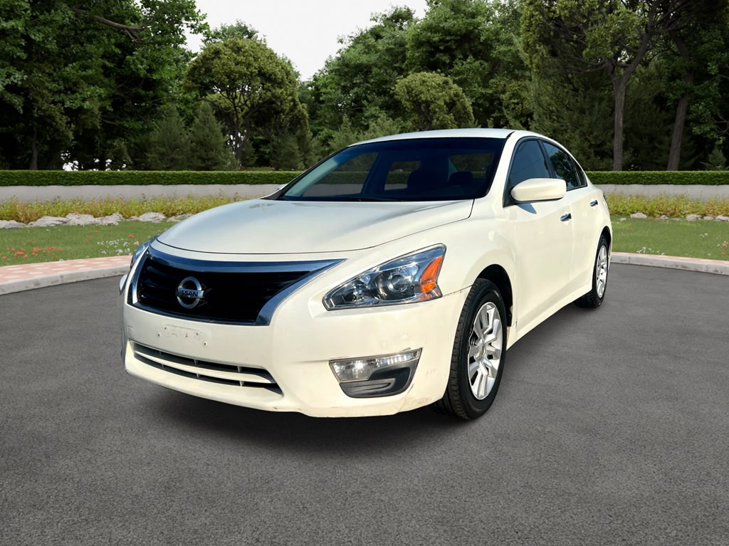 2014 Nissan Altima Image 2