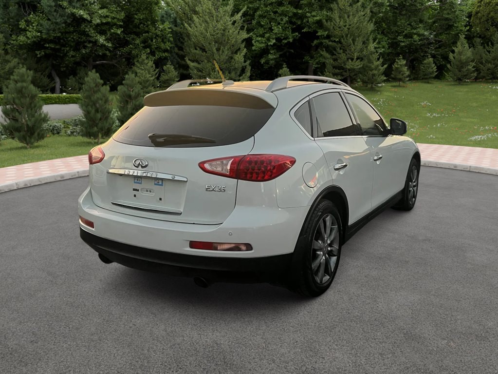 2012 INFINITI EX35 Image 3