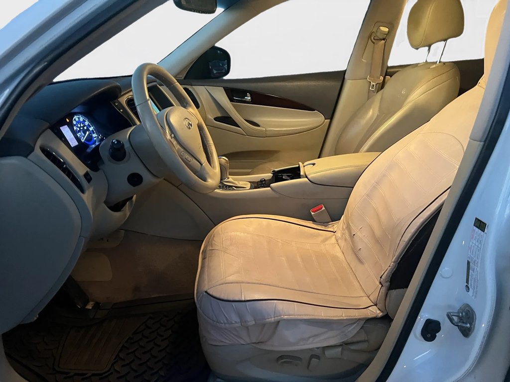 2012 INFINITI EX35 Image 8